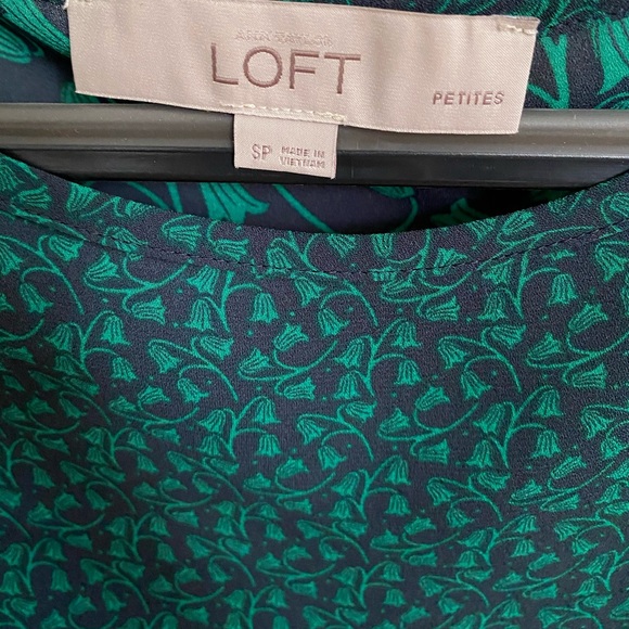 LOFT Patterned Blouse - Picture 2 of 4
